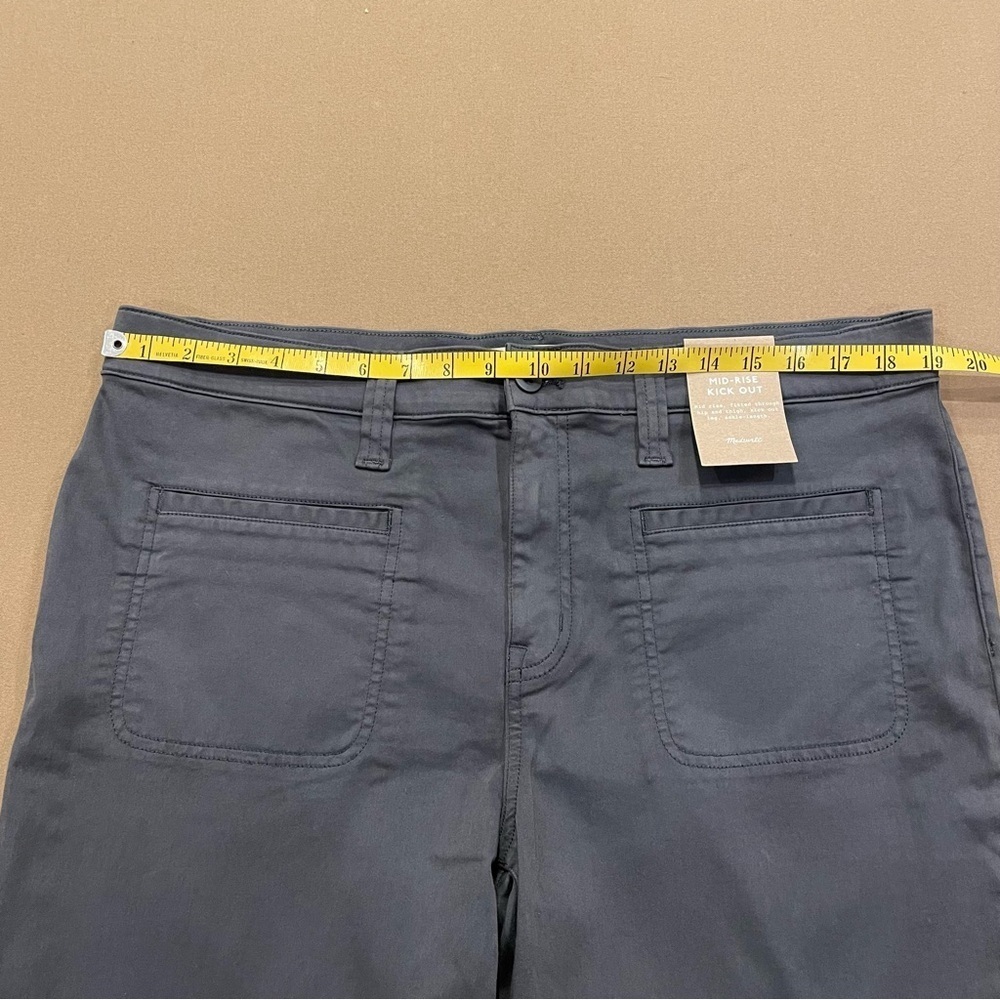 Madewell Kick Out Crop Pants Garments Dyed Sateen Dark Pavement Size 33 NWT - Picture 12 of 15
